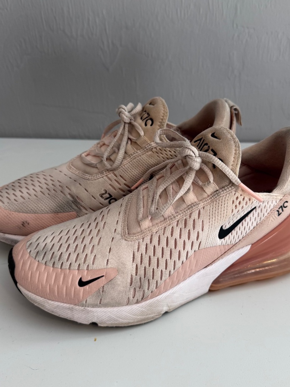 Nike Women's Air Max 270 Sneakers in Soft Desert Pink Size 8.5 Preowned